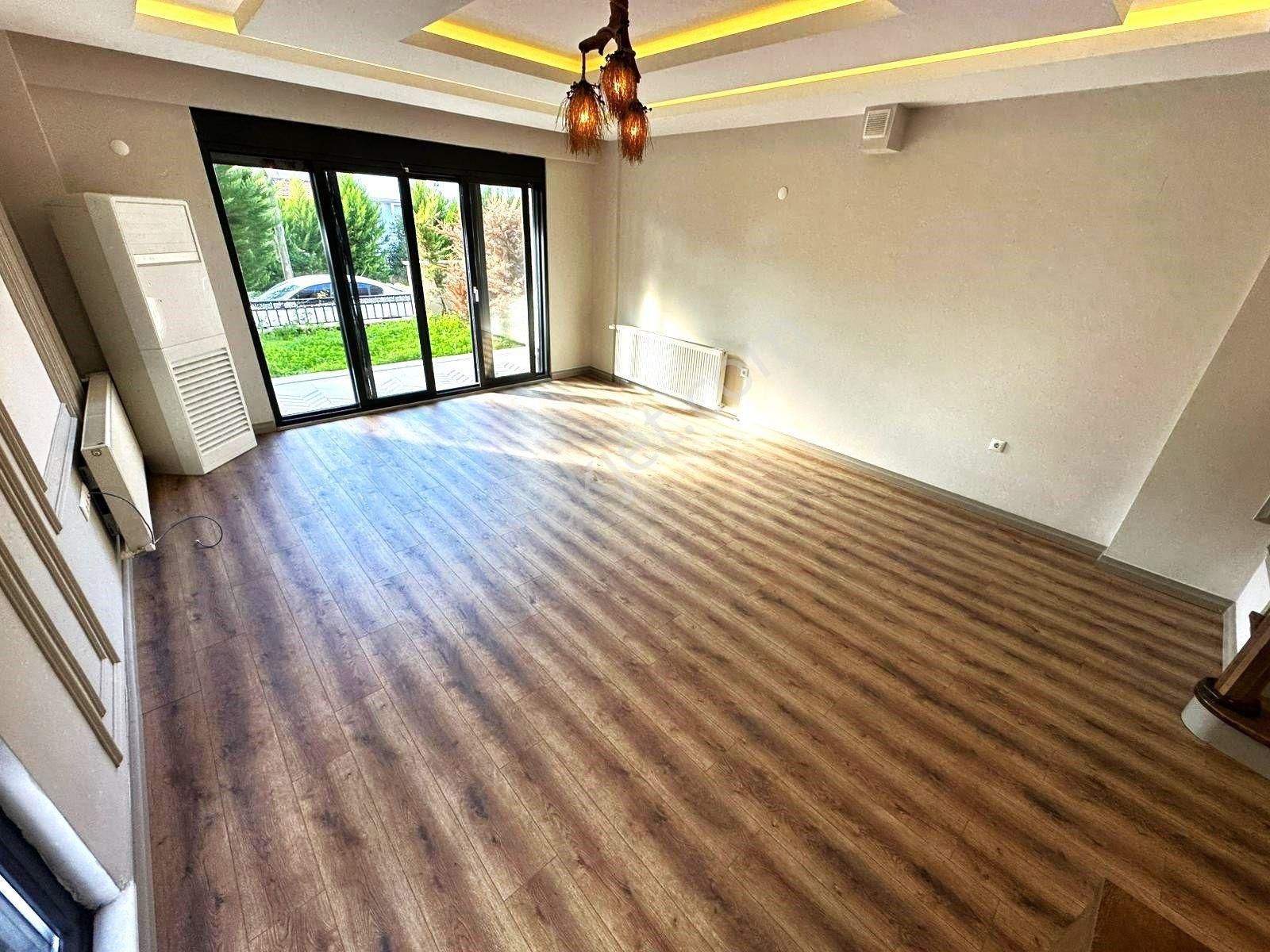 💎güre'de Aygülden💎denize Çok Yakın 350 Mt Havuzlu Ön Cephe Ayrı Mutfak 2 Yaşında 3+1 Satılık Villa - Görsel 9