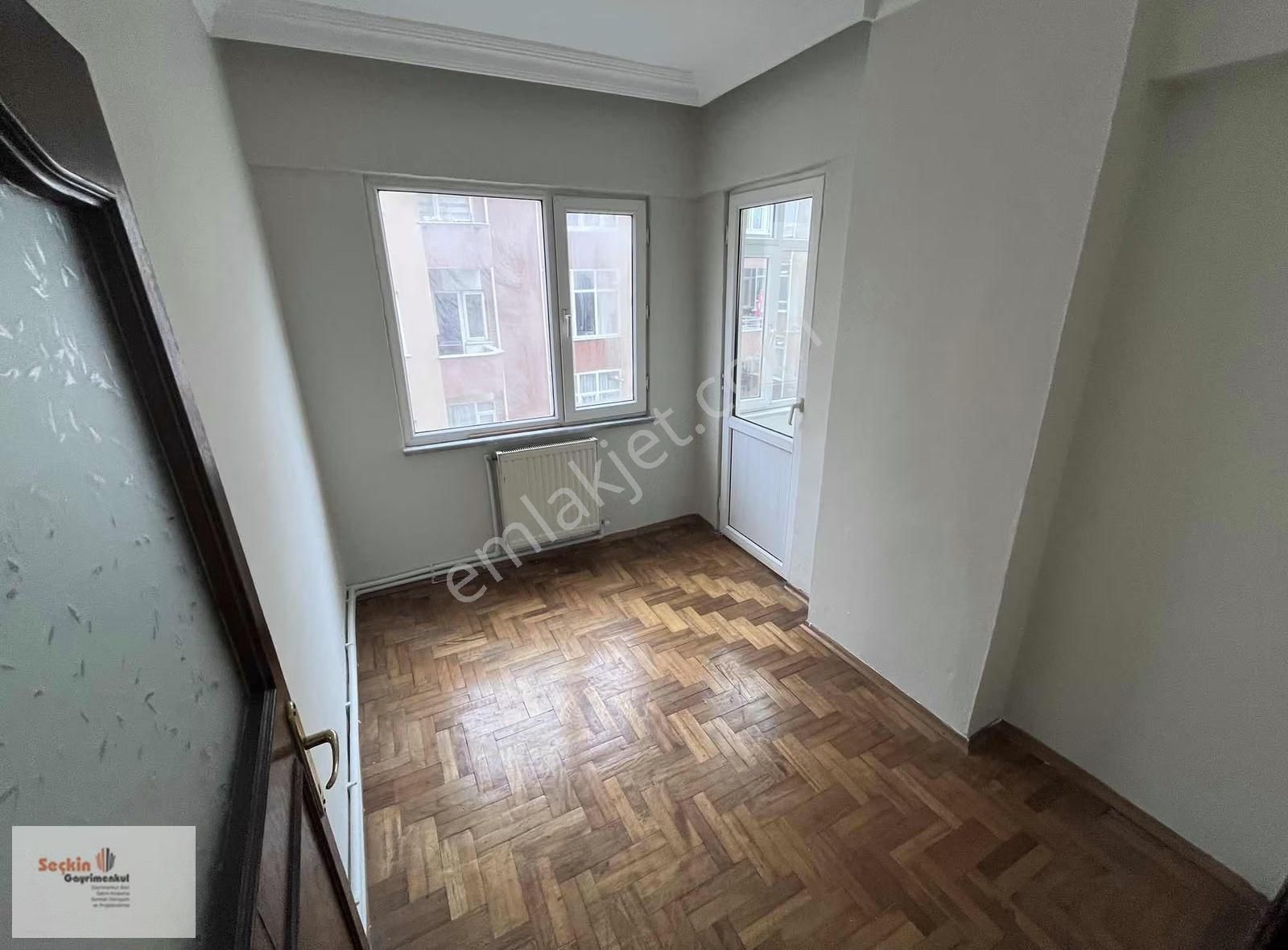 Maltepe Zümrütevlerde Öz İş Sitesi Site İçerisinde 3+1 120 M2 - Görsel 9