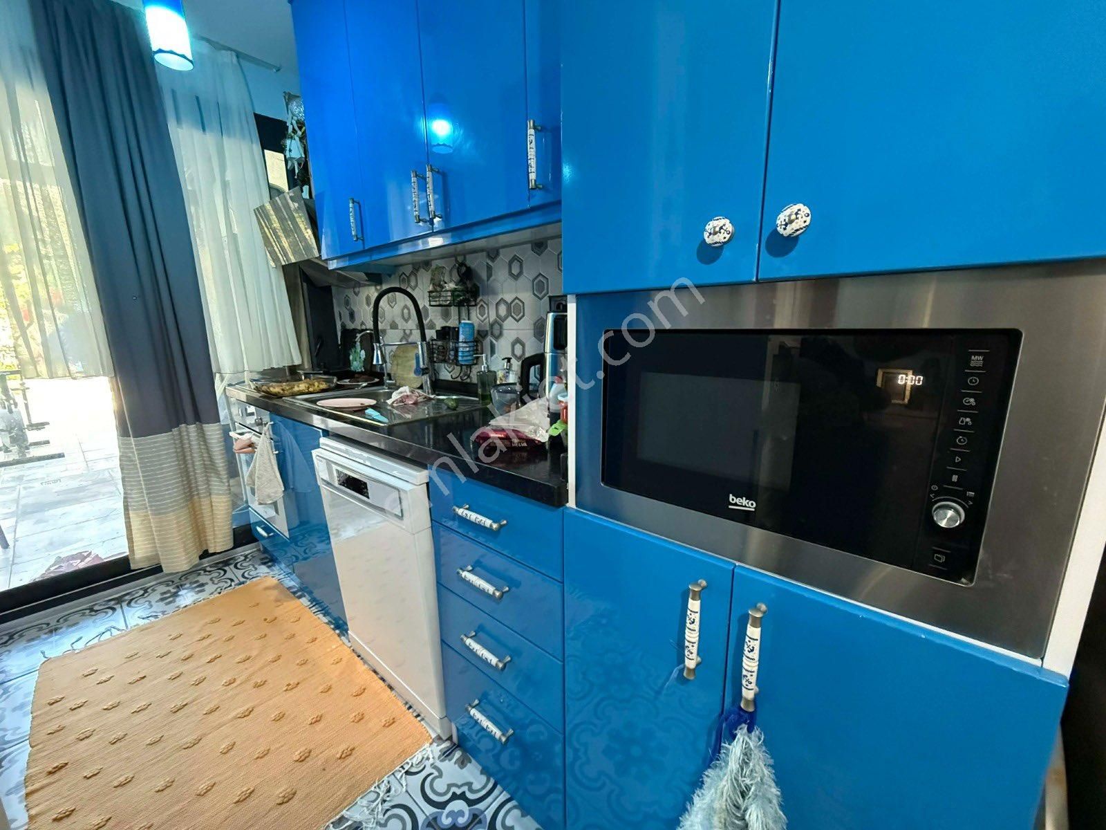 Bitezde Satılık Dublex Ev Denize Yakın Merkezde Uygun Villa Yatırım Fırsatı - Görsel 22