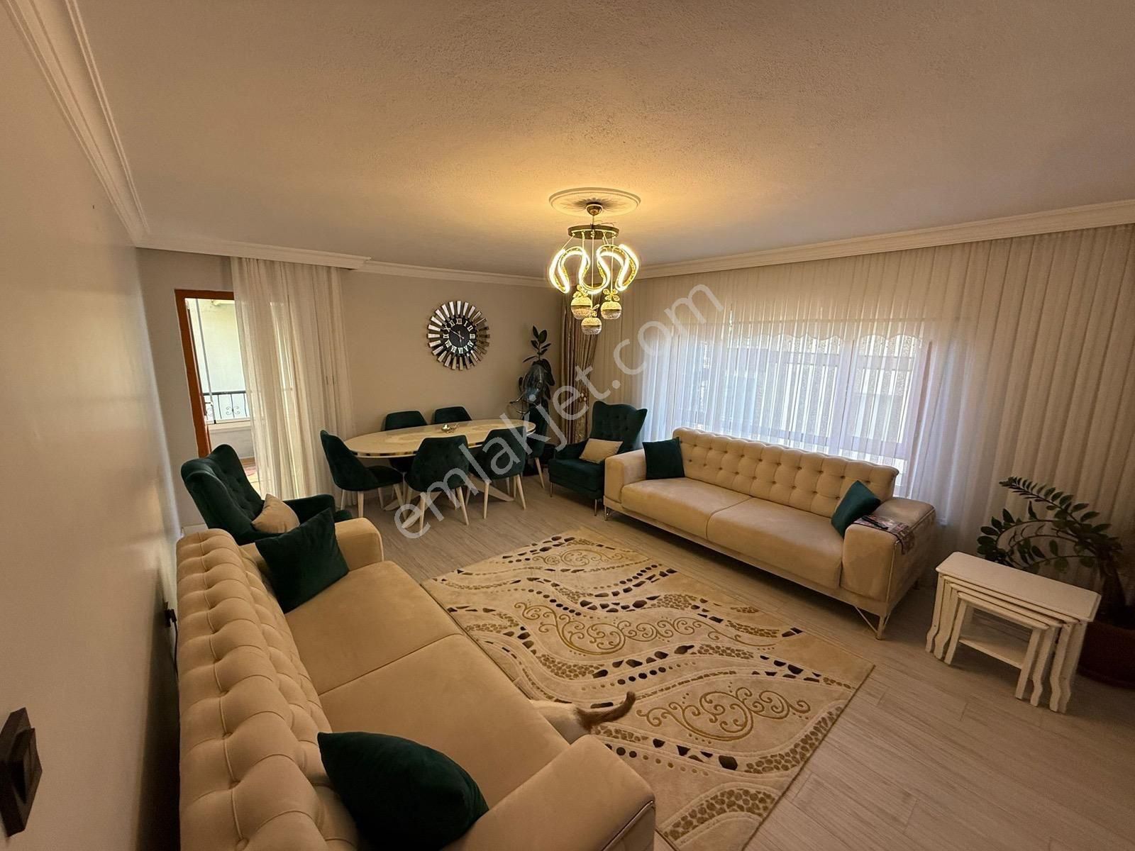 3+1 /altındağ/hüseyingazi/ Yeniyol Cadde Üzeri 145 M²