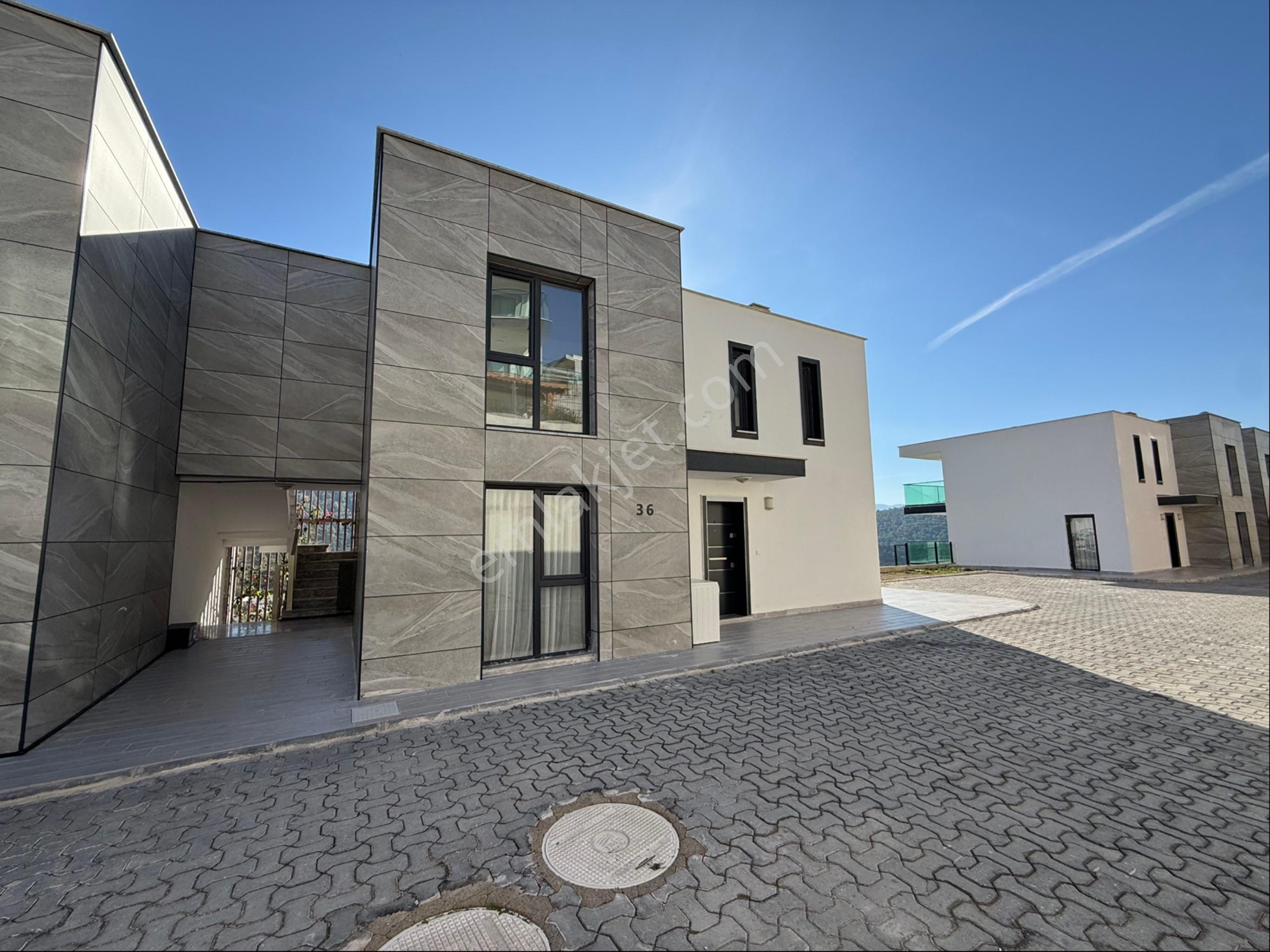 İris Adabükü Sitesi’nde Deniz Ve Orman Manzarali 2+1 Üst Kat Daire - Görsel 20