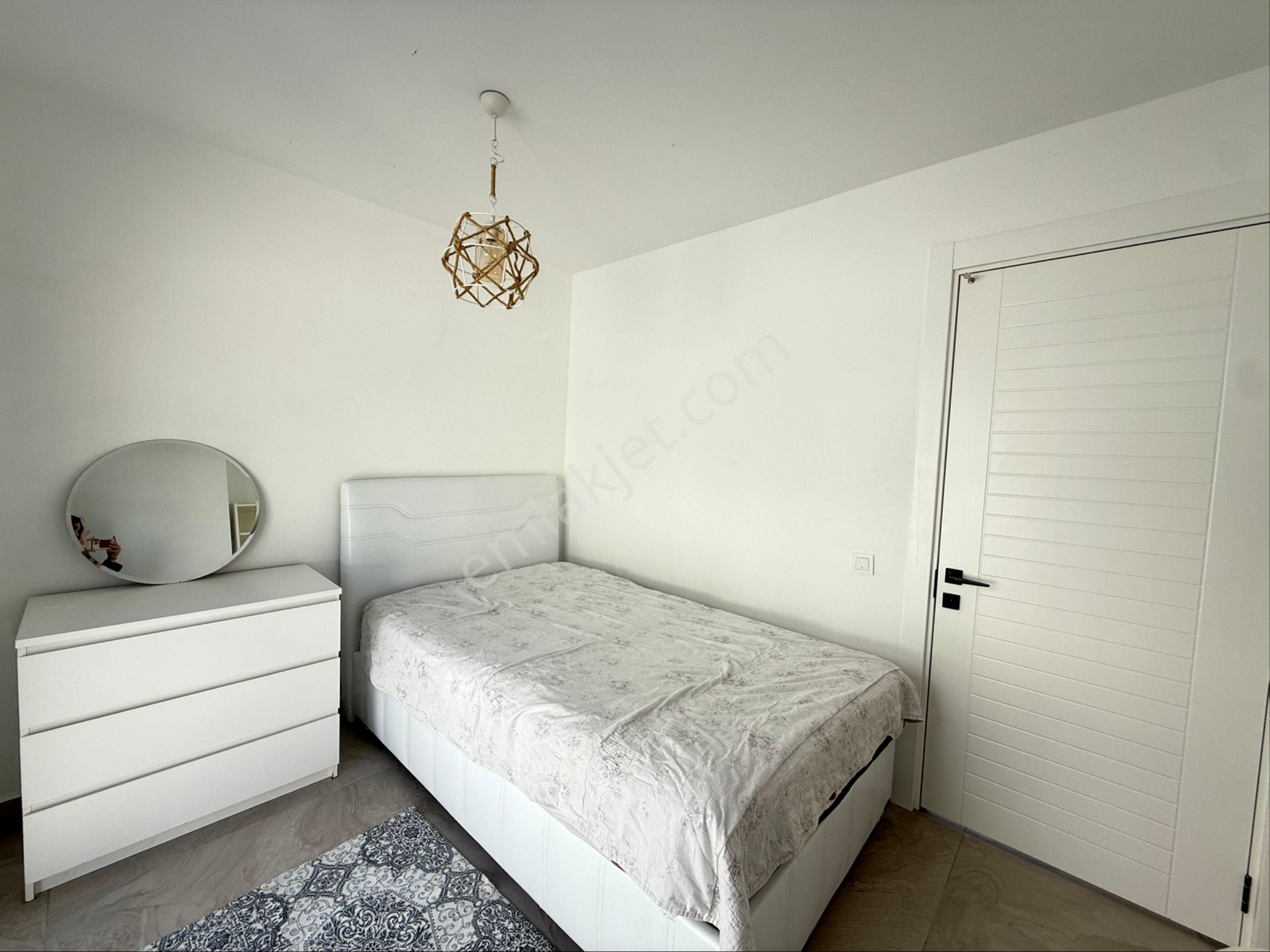 İris Adabükü Sitesi’nde Deniz Ve Orman Manzarali 2+1 Üst Kat Daire - Görsel 25