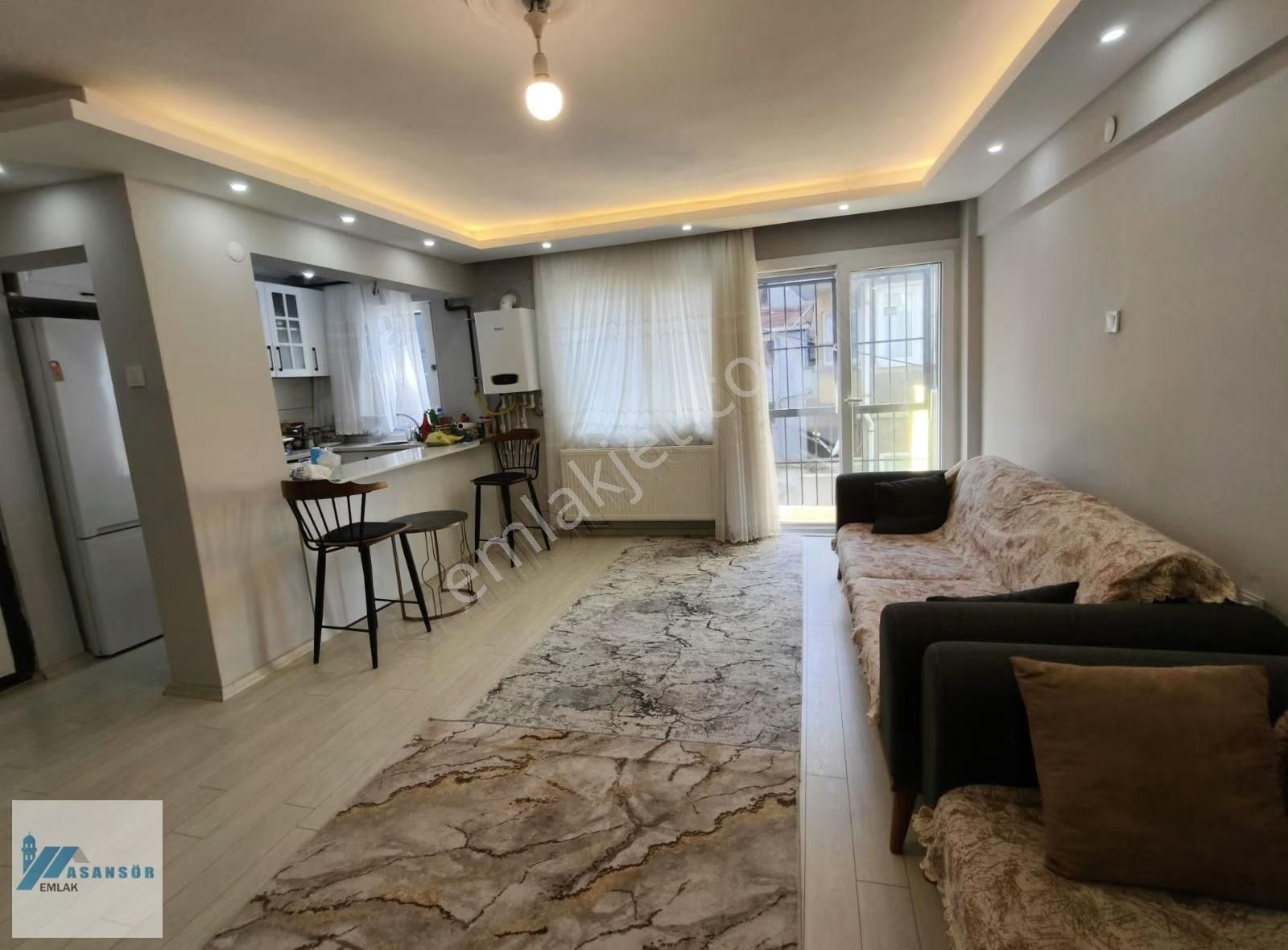 Tarihi Asansör De Satılık 2+1 Bahçeli Full Yapılı Kupon Daire - Görsel 34