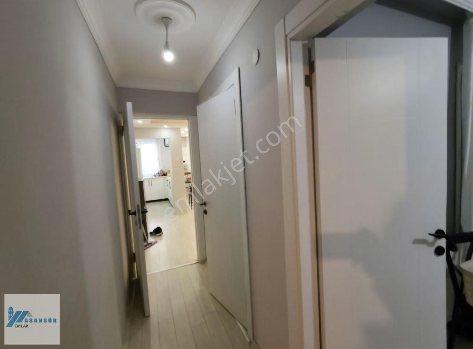 Tarihi Asansör De Satılık 2+1 Bahçeli Full Yapılı Kupon Daire - Görsel 6