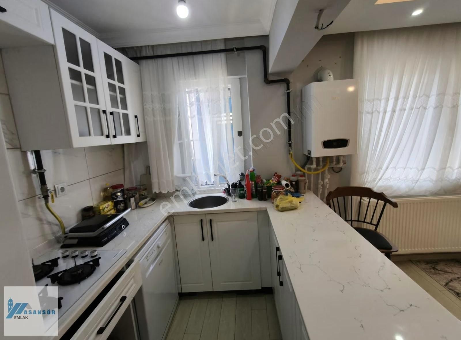 Tarihi Asansör De Satılık 2+1 Bahçeli Full Yapılı Kupon Daire - Görsel 17