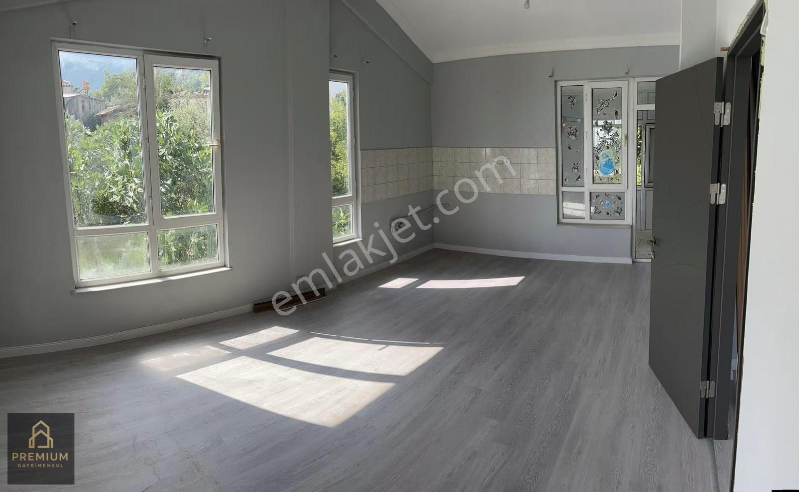 Konyaaltı Geyikbayırın Tam Merkezinde- Müstakil 4 Katlı Satılık - Görsel 23