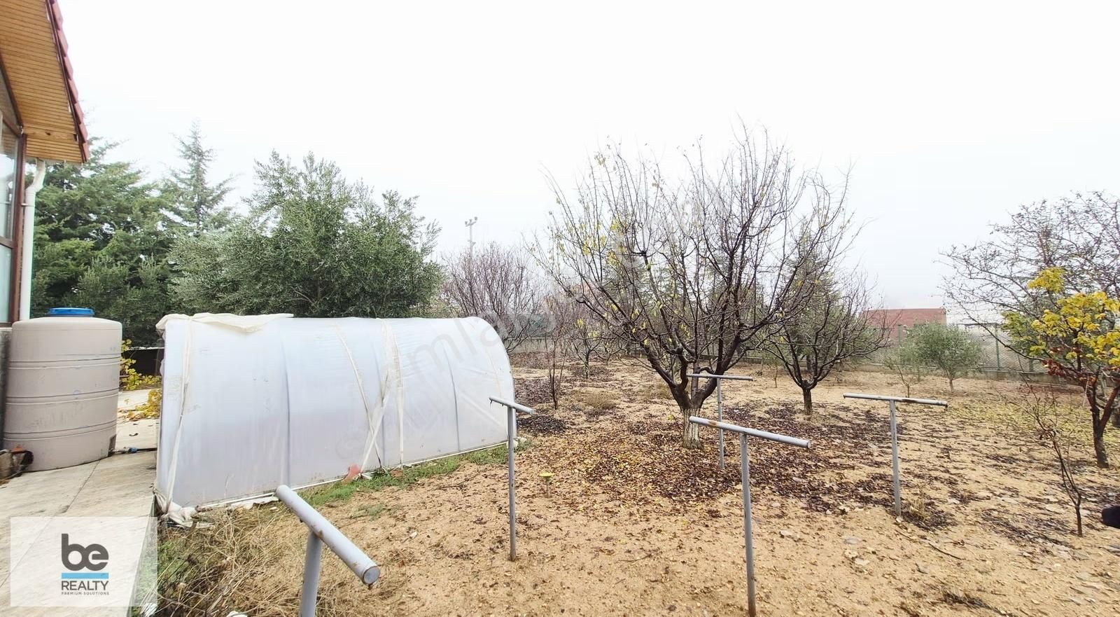 Korkuteli Bozovada Satılık Büyük Bahçeli Villa - Görsel 4