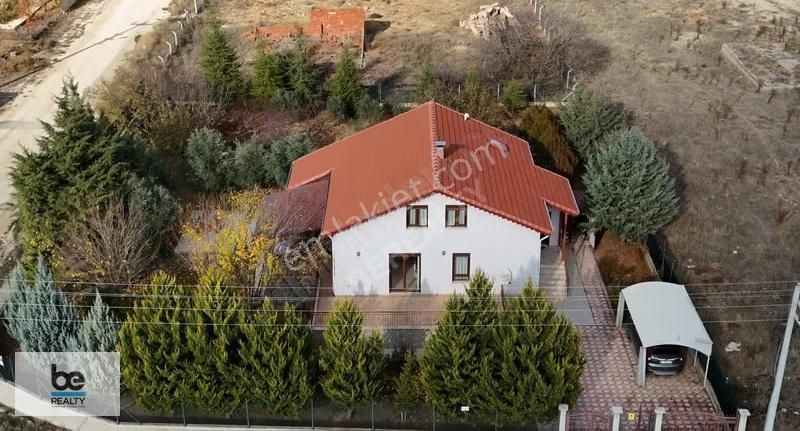 Korkuteli Bozovada Satılık Büyük Bahçeli Villa - Görsel 13