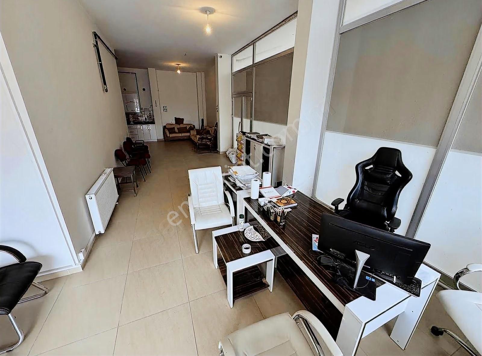 Sarıgazi Metro Yakını 135m² Köşe Dükkan Boş Ve Hemen Teslim - Görsel 12