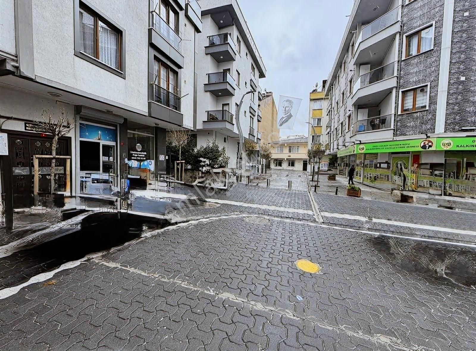 Sarıgazi Metro Yakını 135m² Köşe Dükkan Boş Ve Hemen Teslim - Görsel 31