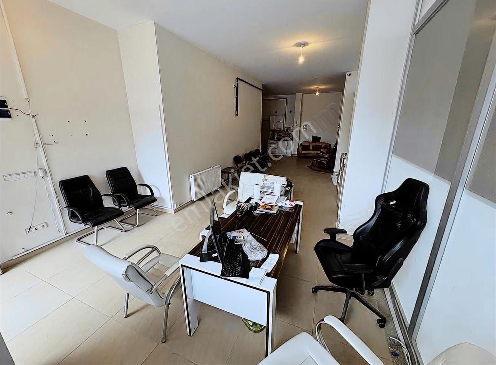 Sarıgazi Metro Yakını 135m² Köşe Dükkan Boş Ve Hemen Teslim - Görsel 10