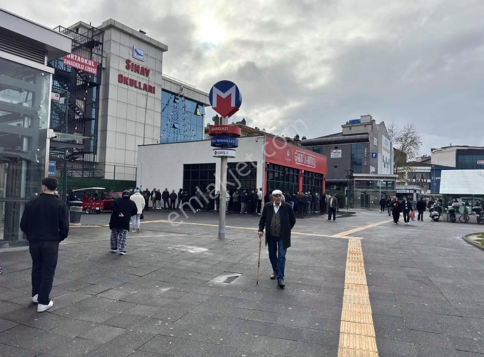 Sarıgazi Metro Yakını 135m² Köşe Dükkan Boş Ve Hemen Teslim - Görsel 25