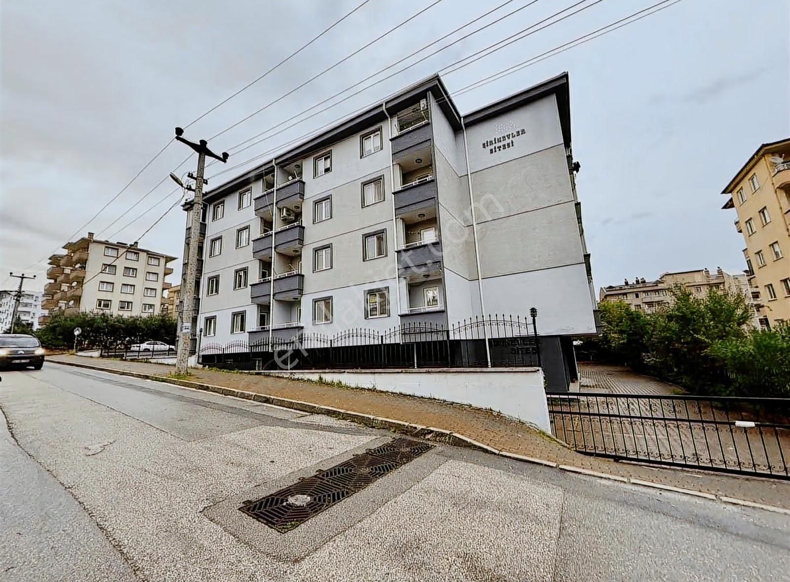 Görükle Merkez'de 1+1 Eşyalı Satılık Daire - Görsel 20