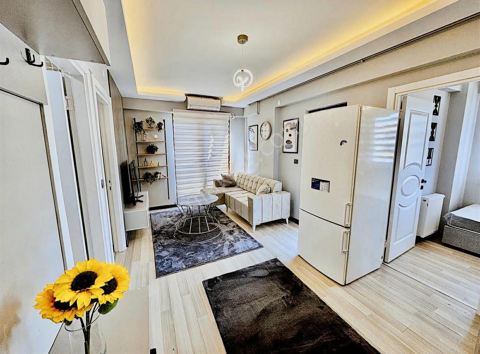 Cadde Üzerinde Mülkiyetli 2+1 Eşyalı Tasarımlı Geniş Arakatdaire - Görsel 27