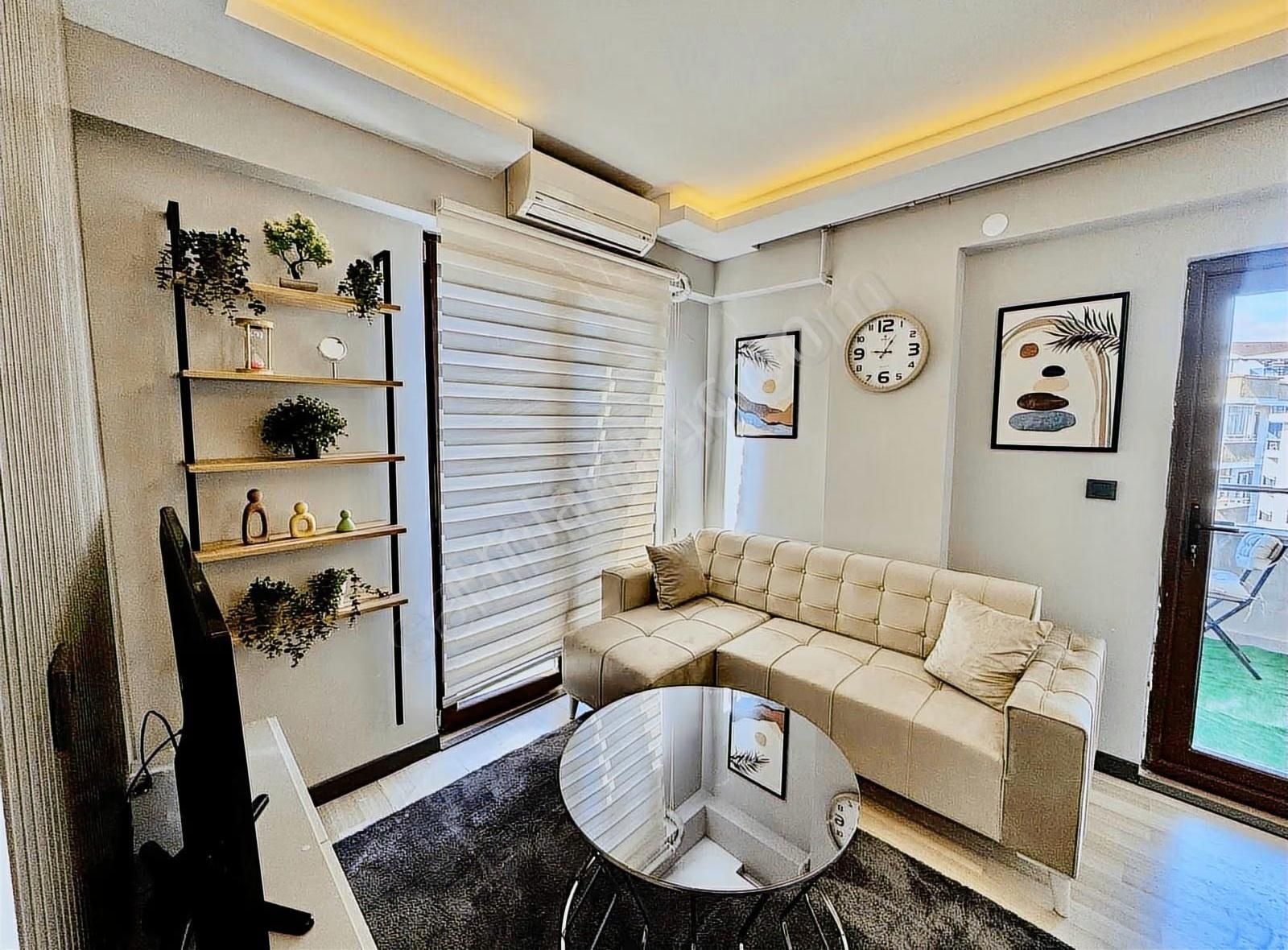 Cadde Üzerinde Mülkiyetli 2+1 Eşyalı Tasarımlı Geniş Arakatdaire - Görsel 25