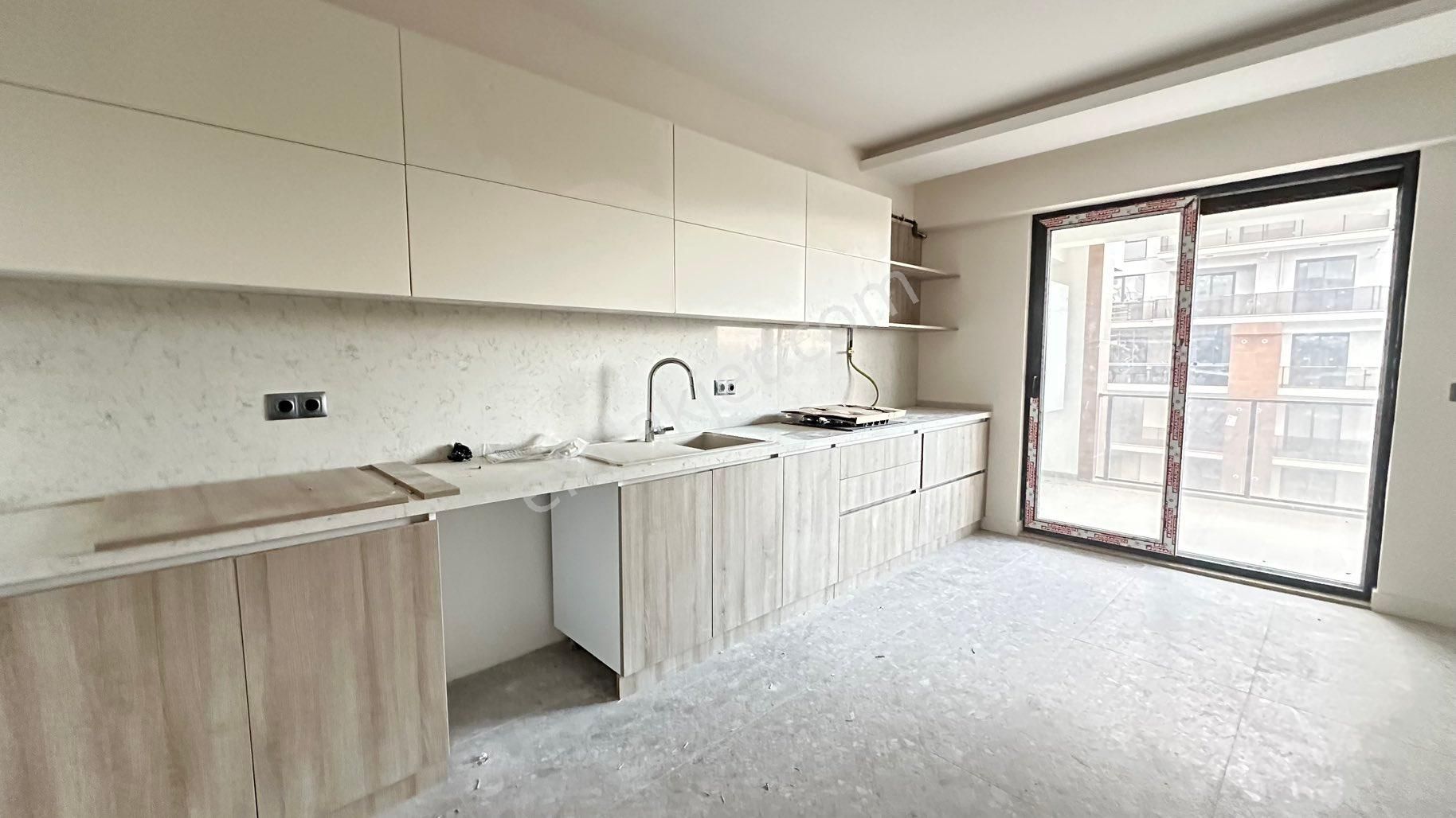 Sade Yeşil Kayapa | Satılık 3+1 Ara Kat 159 M² Manzaralı Daire - Görsel 8