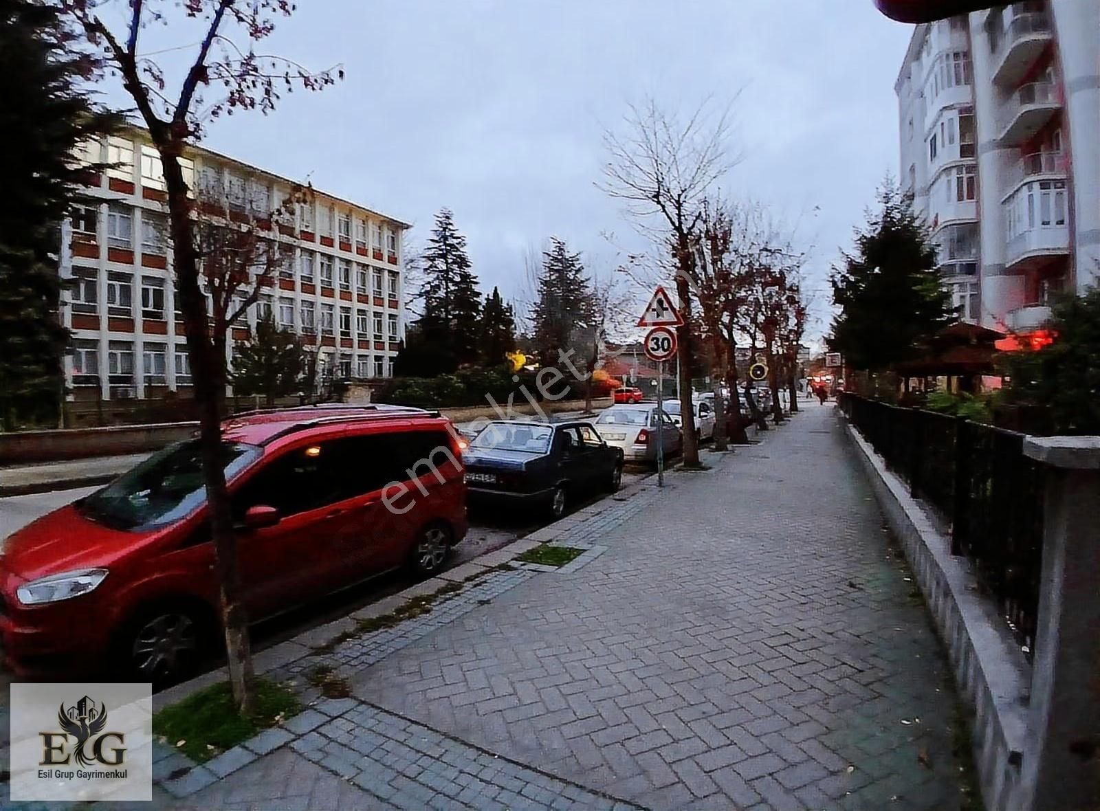 Esil Grup'tan Vişnelik Mh Taşköprü Cd Üzeri Kiralık 3+1 Daire - Görsel 8