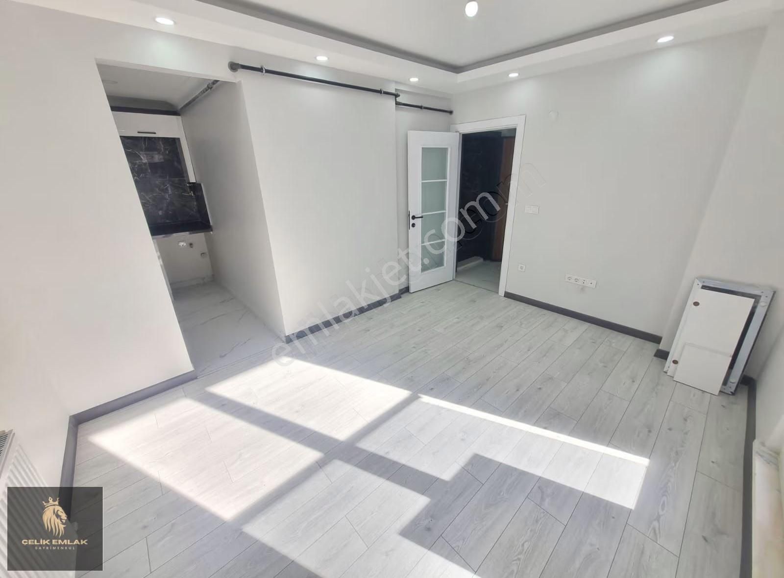 Ümraniye Altınşehir Mahallesi Metro Yanında Ters Dublex - Görsel 13