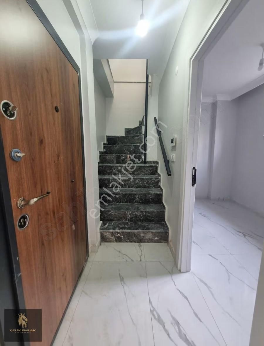 Ümraniye Altınşehir Mahallesi Metro Yanında Ters Dublex - Görsel 22