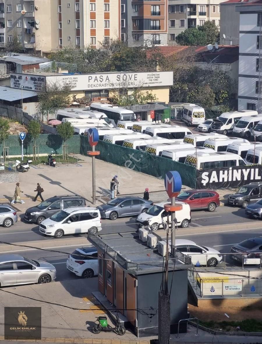 Ümraniye Altınşehir Mahallesi Metro Yanında Ters Dublex