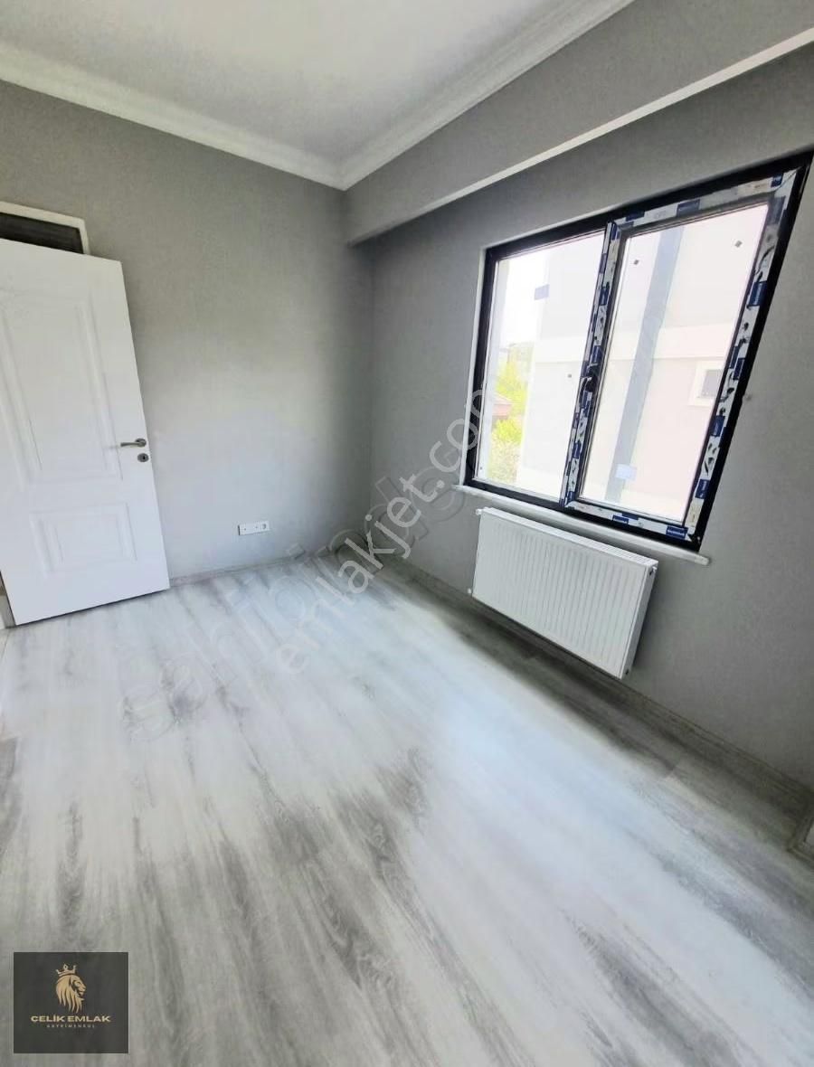 Ümraniye Cadde Üzeri Metro 5 Dakika - Görsel 18