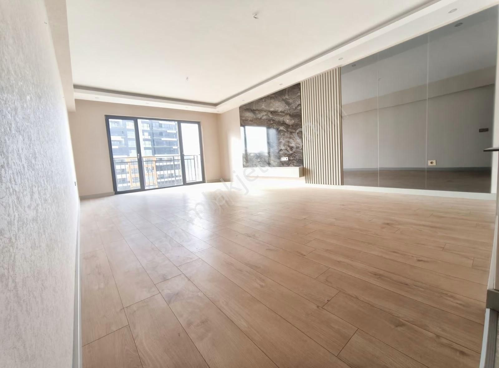 Ada Tezgahlı Giyinme Odalı Ebeveyn Banyolu Lüks 4+1 Ara Kat - Görsel 16