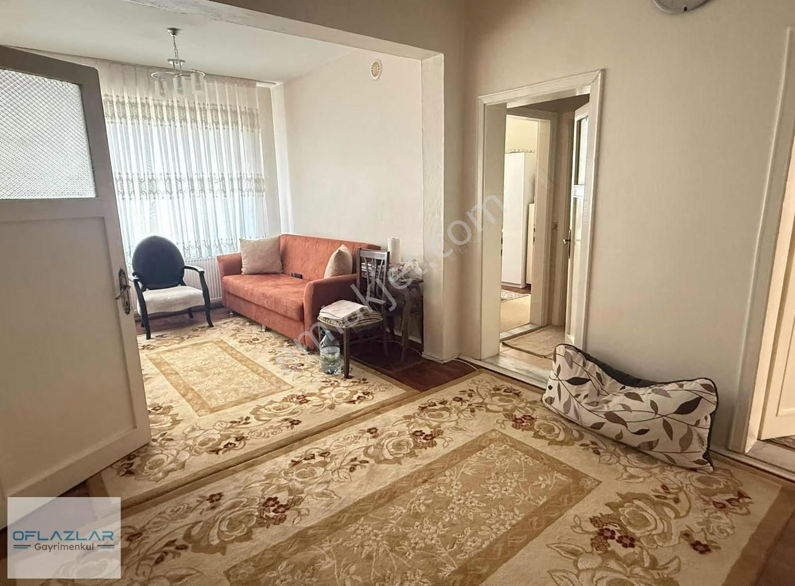 Oflazlar'dan Nakipoğlu Mahallesinde 4+1 Ara Kat Bakımlı Daire - Görsel 14