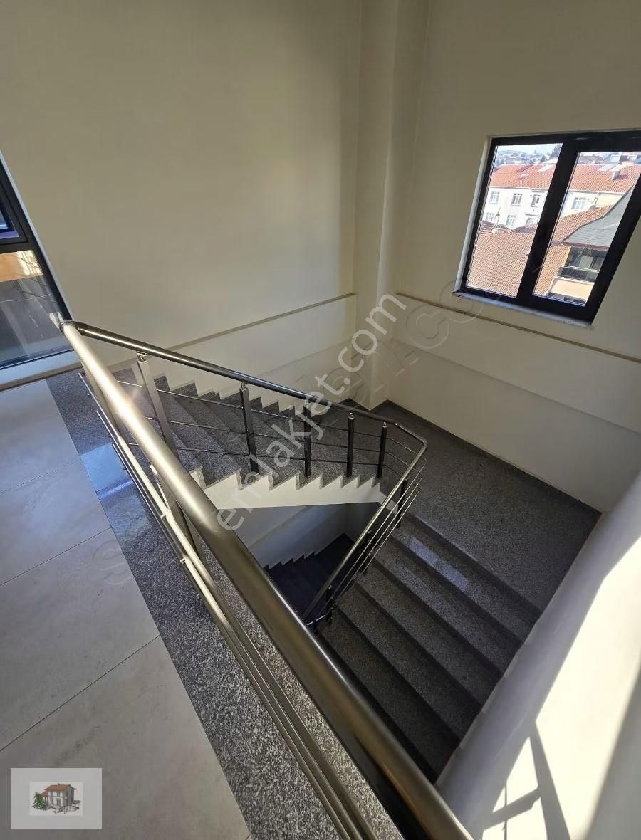 Konak Hastanesi Cad.üzerinde Kiralık İş Yeri. - Görsel 14