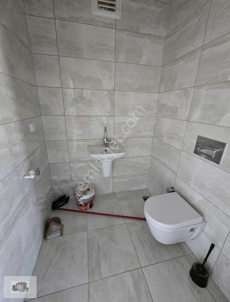 Konak Hastanesi Cad.üzerinde Kiralık İş Yeri. - Görsel 24