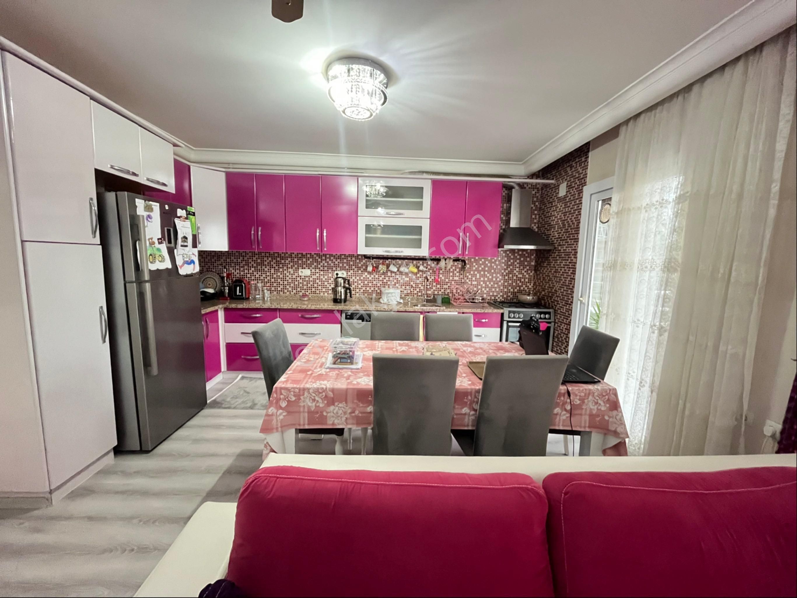 Ergünden Hürriyette Satılık Temiz Satılık 4+1 Palmcity Civ Daire - Görsel 3