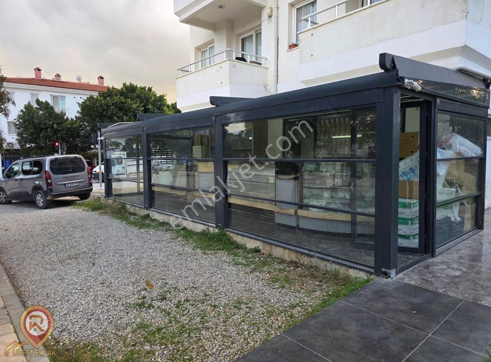 Rest Emlak - Cadde Üzeri Köşede Geniş Devren Kiralık Fırın - Görsel 10