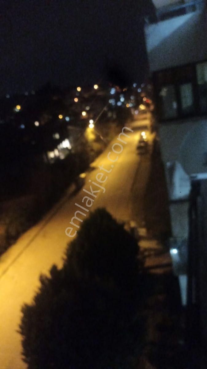 Denize Sıfır Konumda 40 Metre Arsa Paylı 2+1 Arakat Daire - Görsel 9