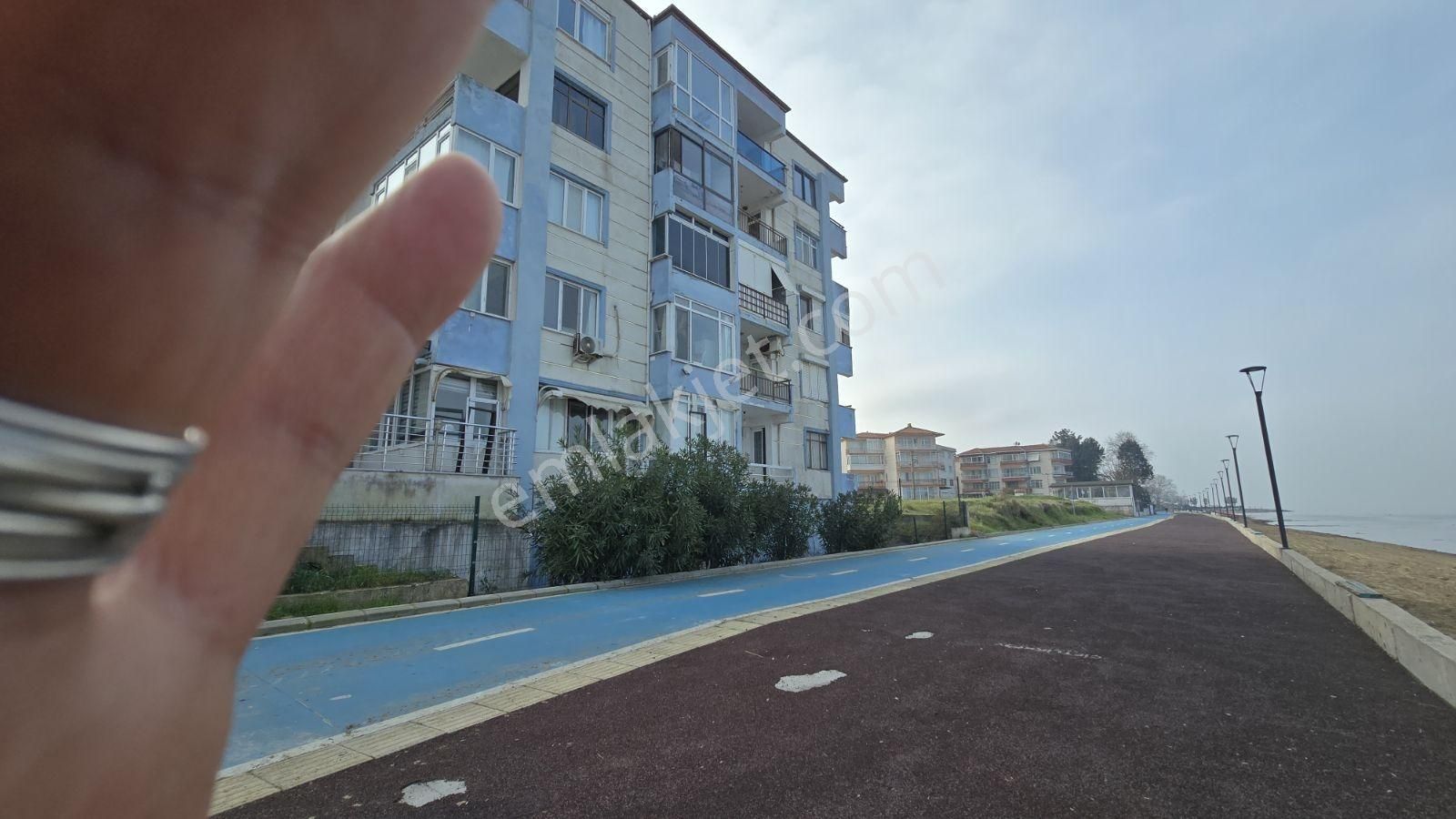 Denize Sıfır Konumda 40 Metre Arsa Paylı 2+1 Arakat Daire - Görsel 7