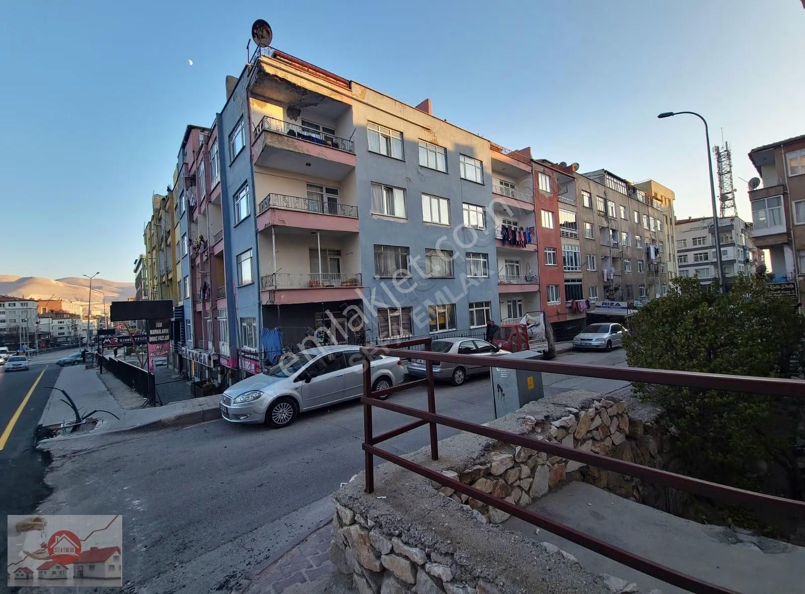 Satılık Sobalı 4+1 Daire Çarşı Merkezde Yatırımlık - Görsel 26