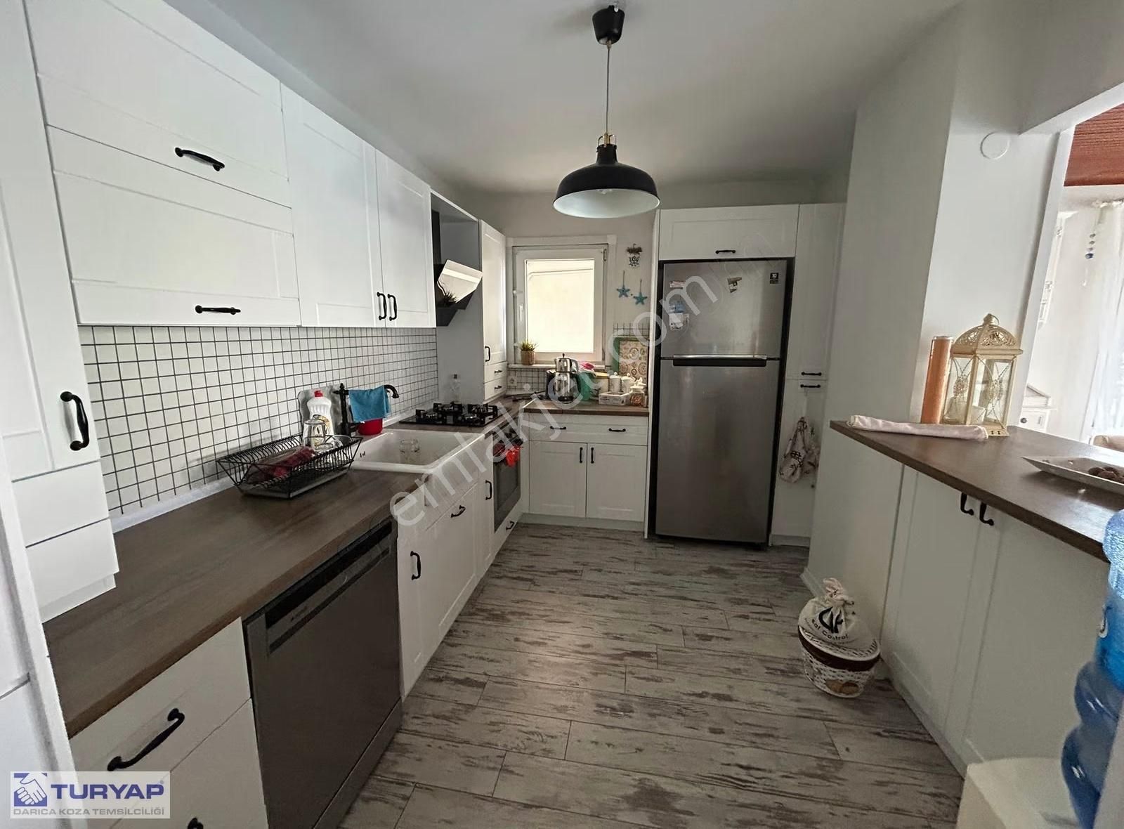 Turyaptan Bayramoğlu Ada İçinde Havuzlu Deniz Manzaralı Daire - Görsel 4