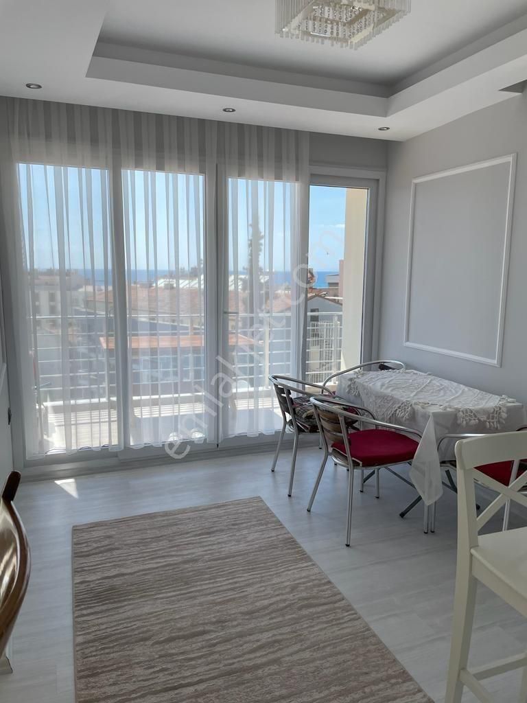 Kuşadası Satılık 3+1 Full Tadilatlı Daire - Görsel 13