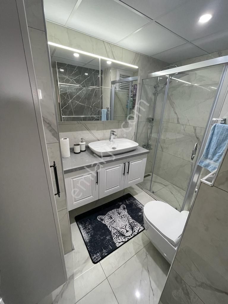 Kuşadası Satılık 3+1 Full Tadilatlı Daire - Görsel 9