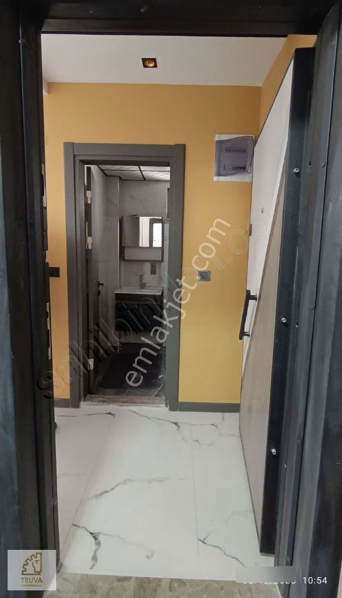 Truvadan Sıfır Lüks Eşyalı Ara Kat Satılık 1+1 - Görsel 17