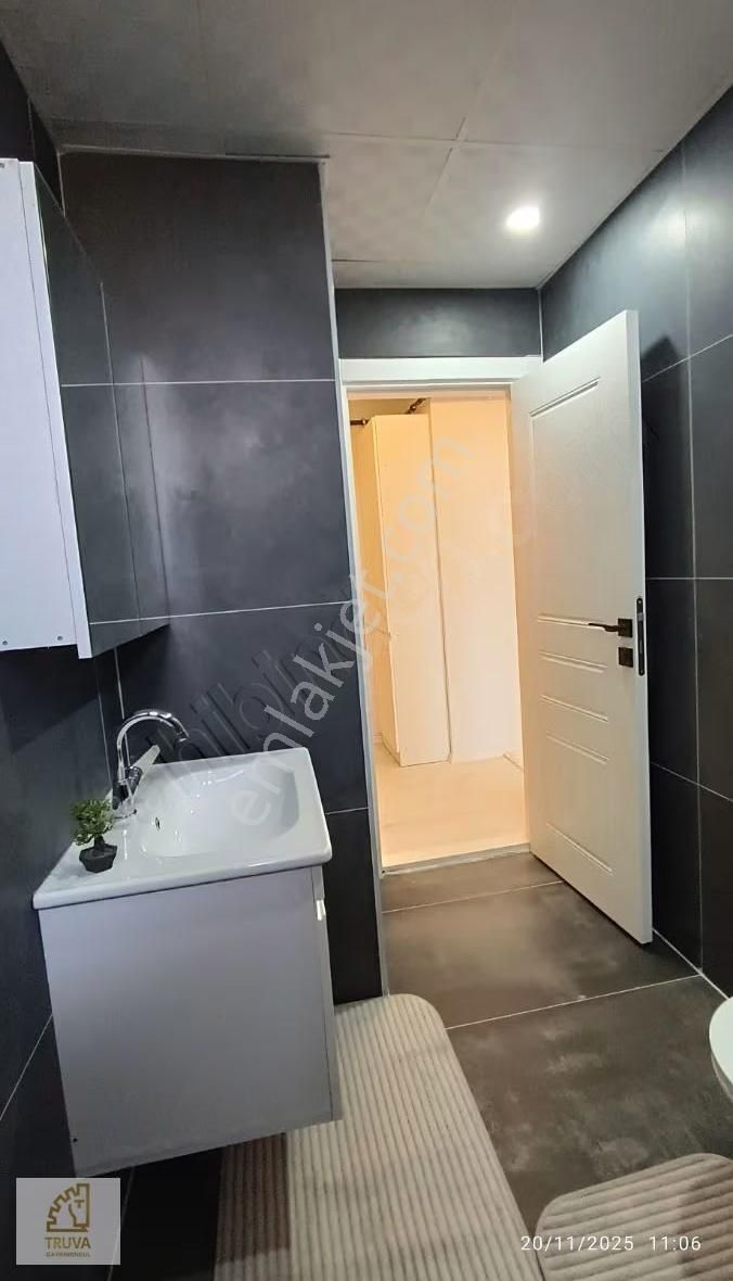Truvadan Sıfır Lüks Eşyalı Ara Kat Satılık 1+1 - Görsel 14