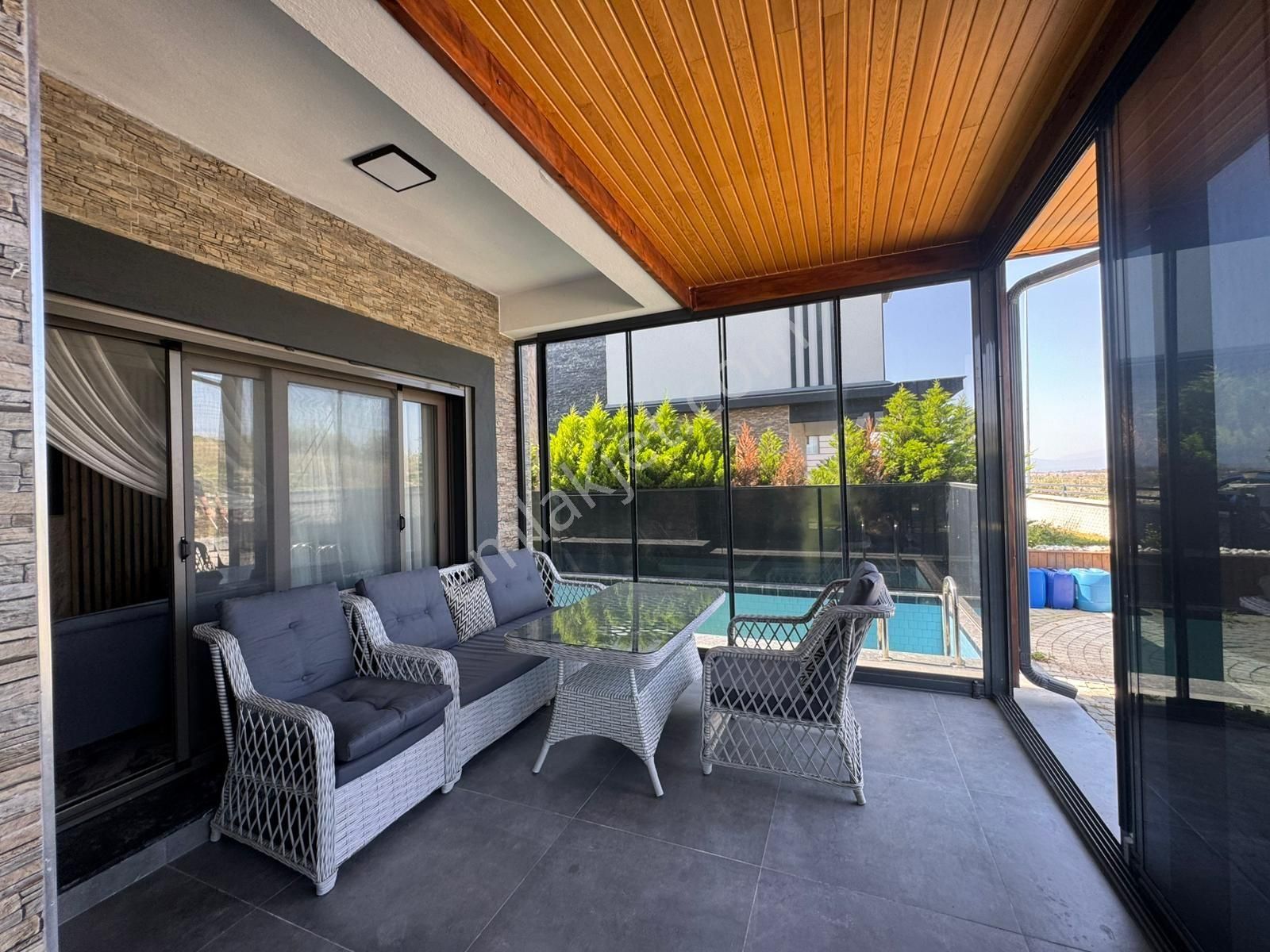 Kuşadası Satılık 3+1 Villa - Görsel 19