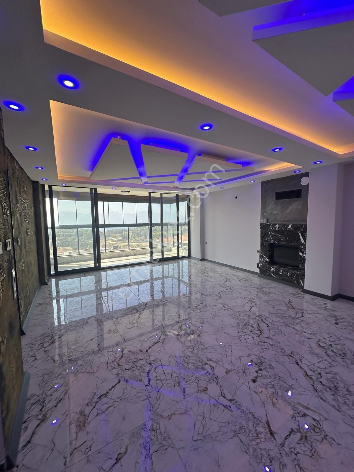 Kuşadası Satılık 5+1 Villa - Görsel 19