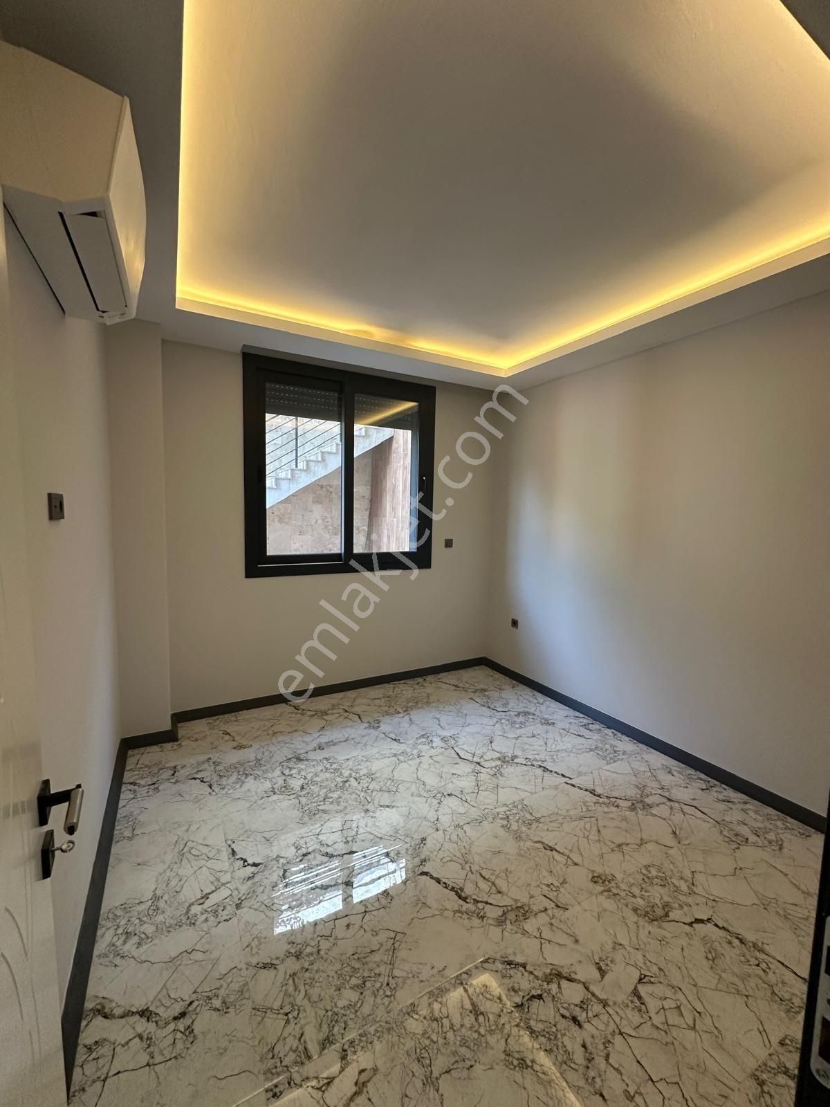 Kuşadası Satılık 5+1 Villa - Görsel 27