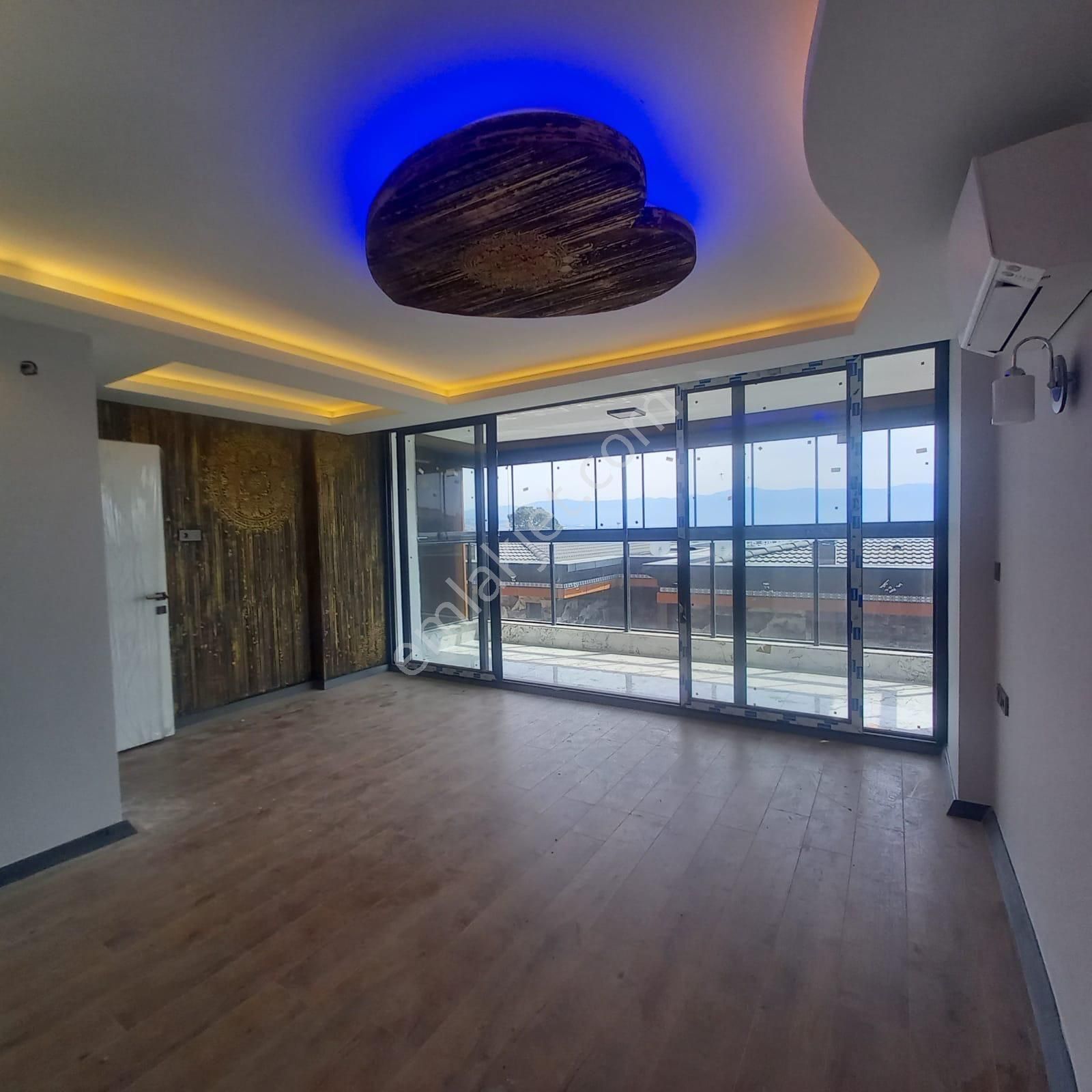 Kuşadası Satılık 5+1 Villa - Görsel 14