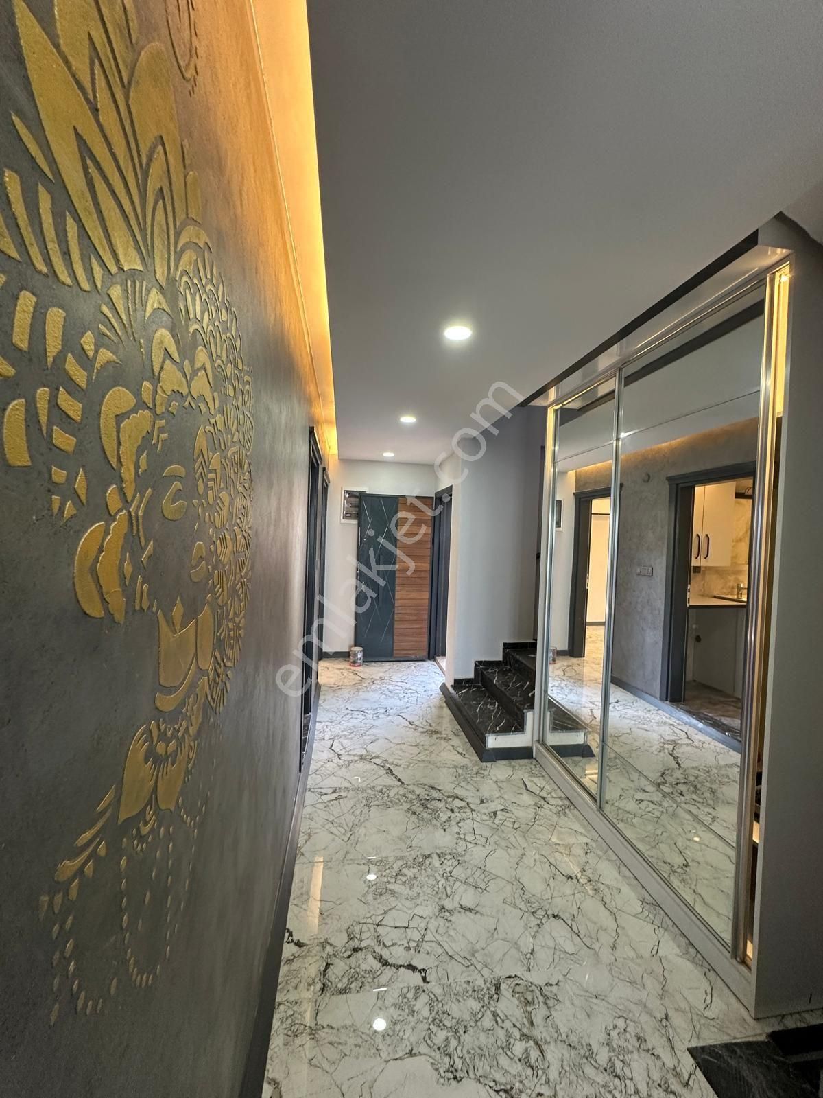 Kuşadası Satılık 5+1 Villa - Görsel 34