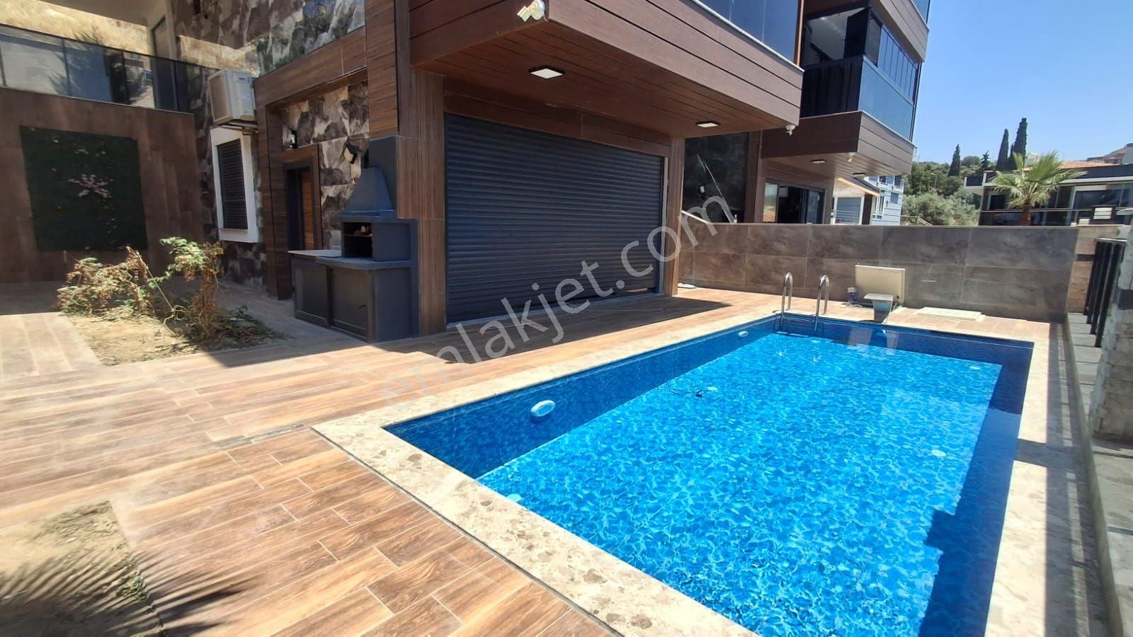 Kuşadası Satılık 5+1 Villa - Görsel 8