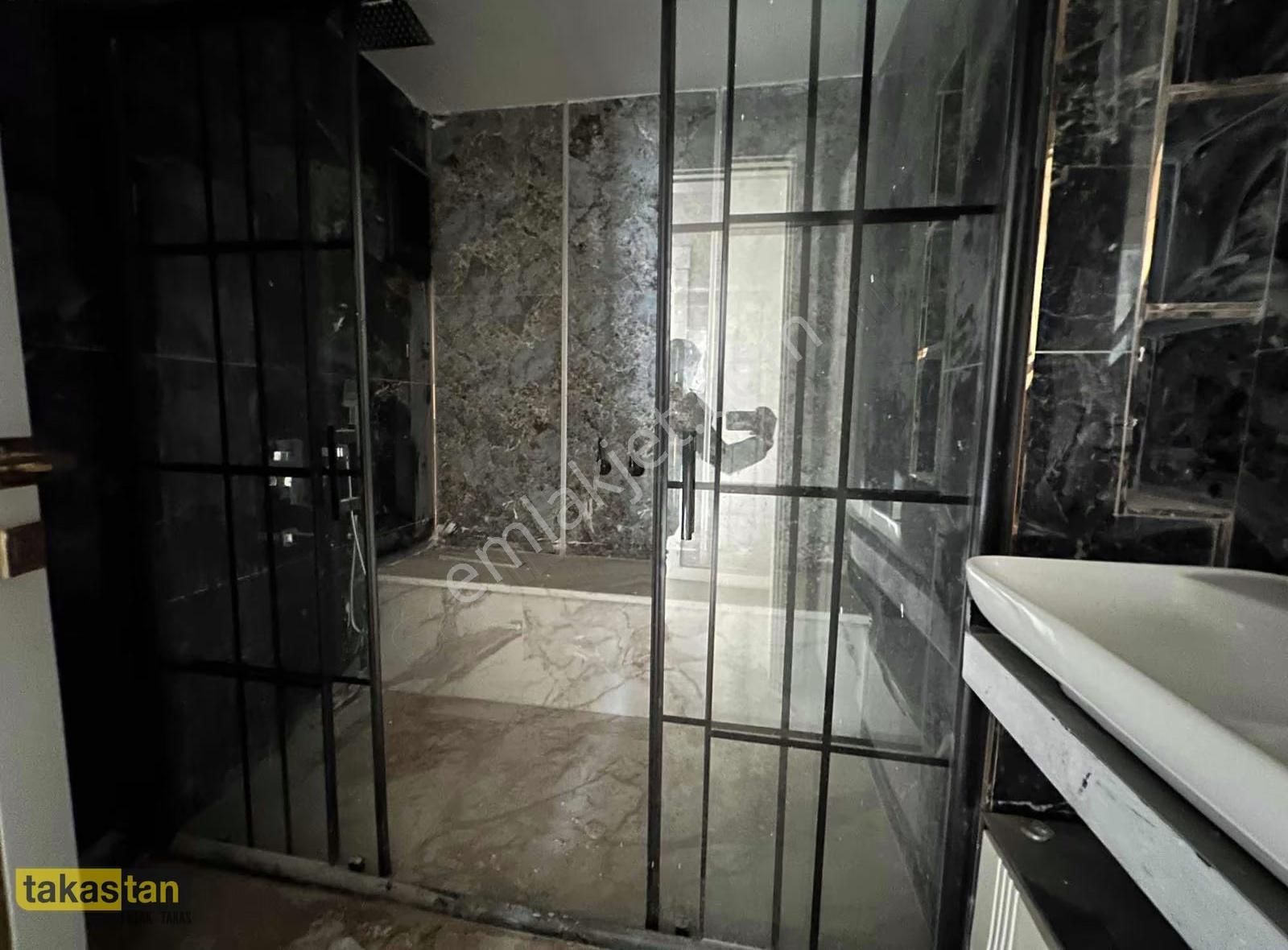 Fıstıklıkta 3,5+1 Ultra Lüks Daire - Görsel 24