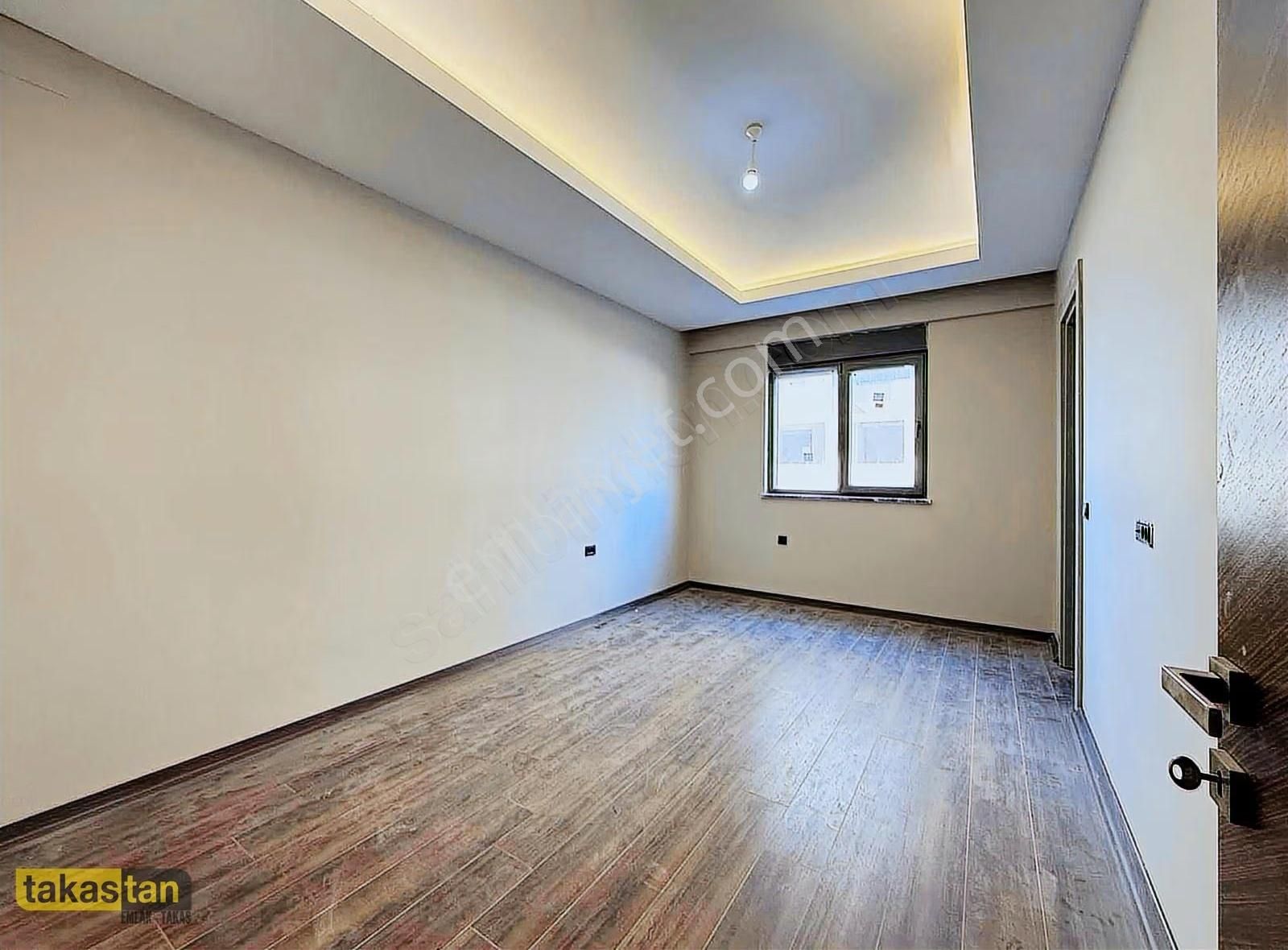 Yamaçtepenin Merkezi Konumlu Ultra Lüx Dairesi - Görsel 2