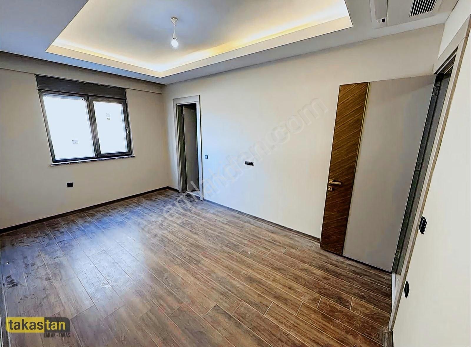 Yamaçtepenin Merkezi Konumlu Ultra Lüx Dairesi - Görsel 26