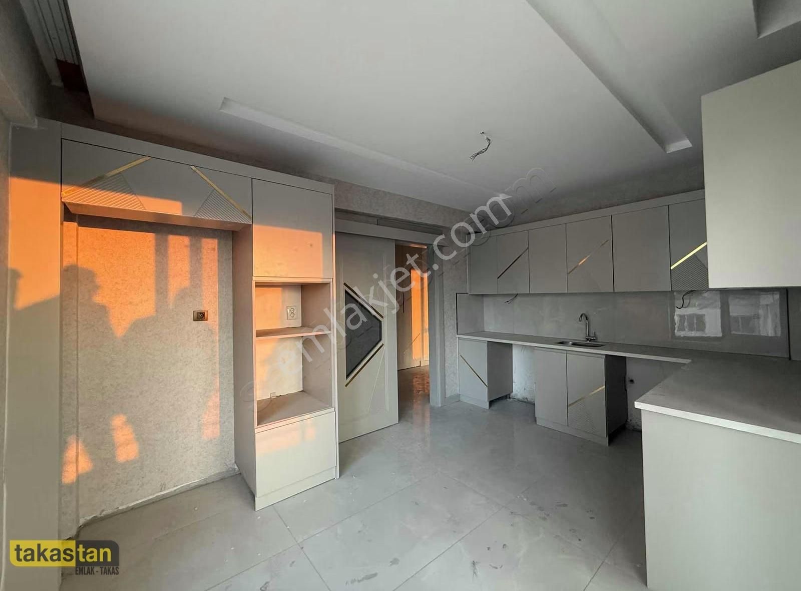 Fırsat Daire Merkezi Konumlu Lüx 2+1 Daire - Görsel 20