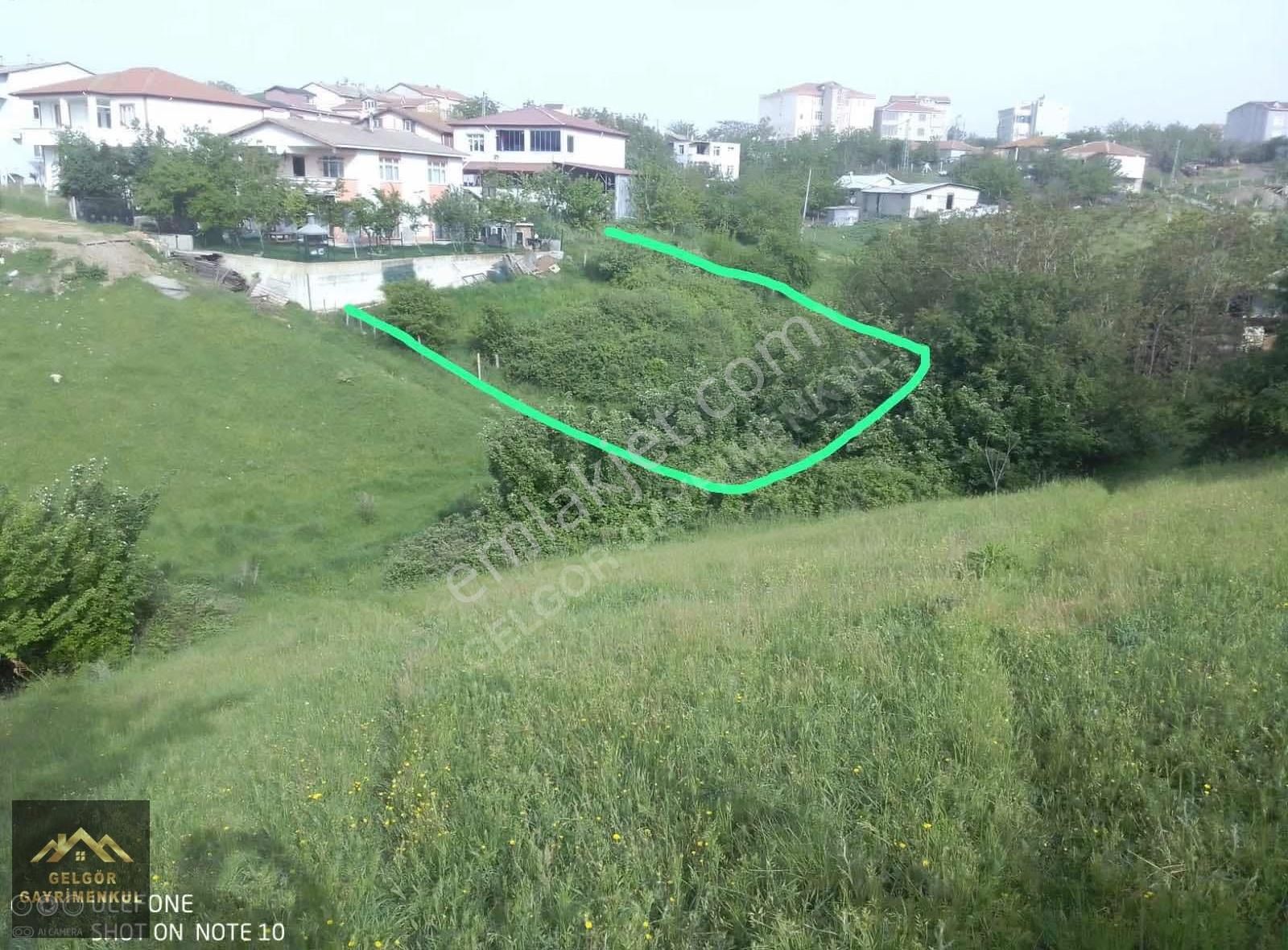 Silivri Büyükçavuşlu'da 454m2 Köy İçi Satılık Arsa